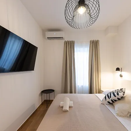 Salt & Stone Apartman