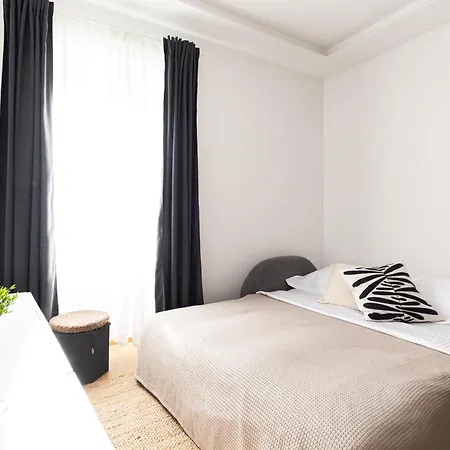 Salt & Stone Kastela