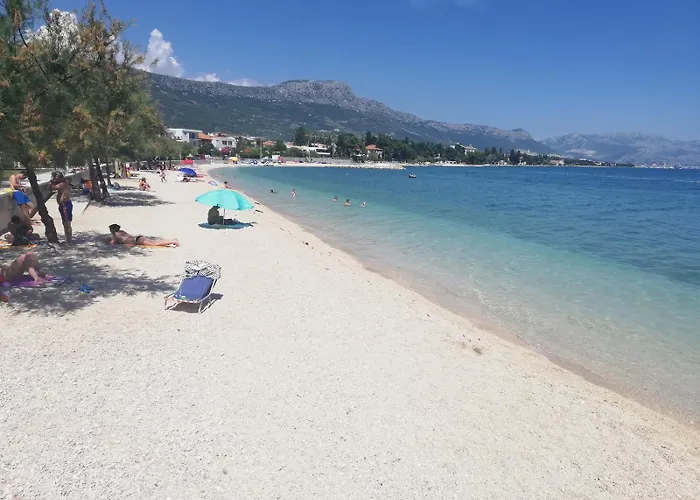 Salt & Stone Apartment Kastela
