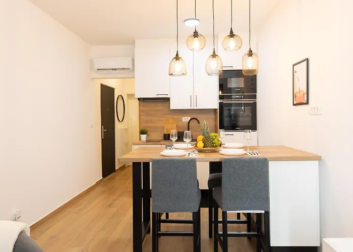 Apartment Salt & Stone Kastela